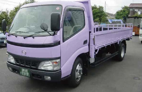 小型平ボディー車